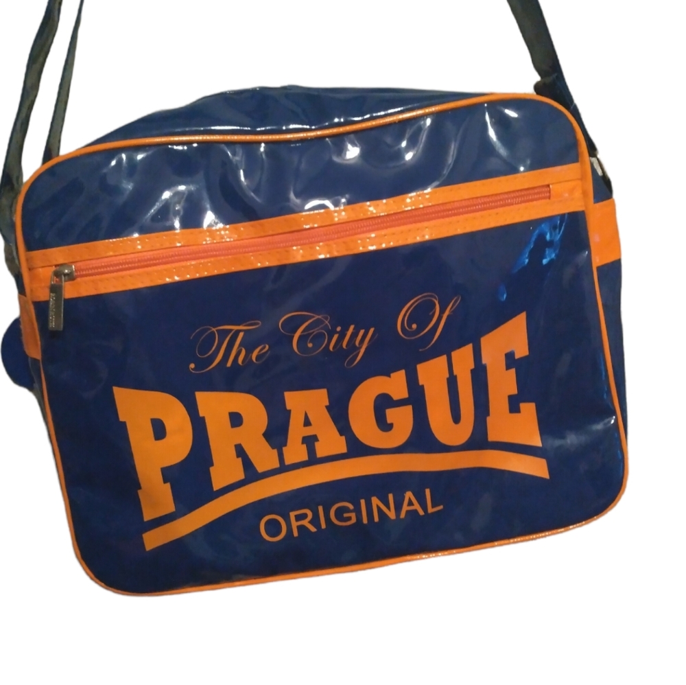 Robin Ruth ThCity of Prague Original navy and orange bag